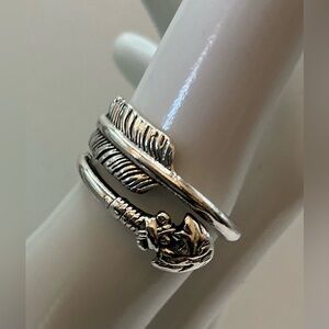 SILVERTONE ARROW HEAD FEATHER TAIL WRAP RING SIZE 6 1/2